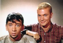 America’s Pajama Workforce Confronts Traditionalists in a Changing Workplace